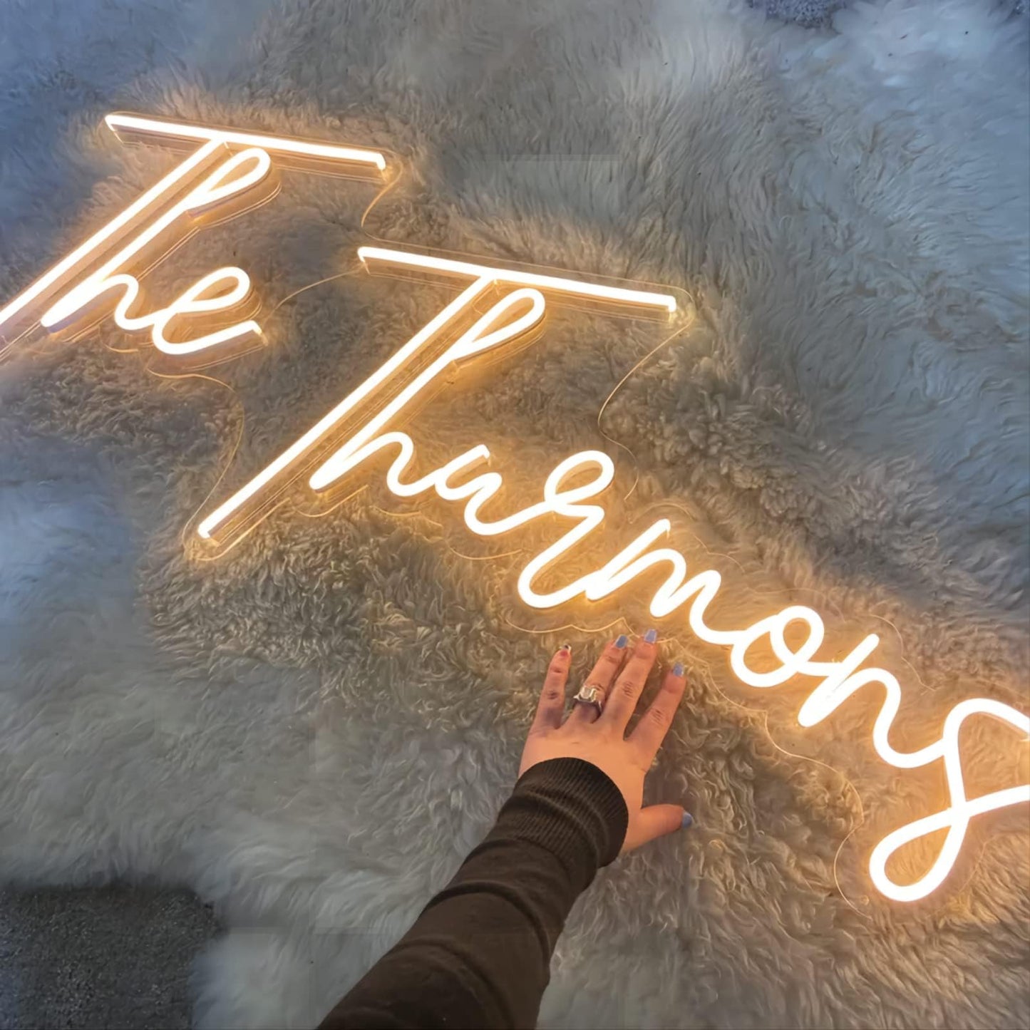 Custom Neon Signs for Wedding Decor, Personalised LED Neon Sign Customisable for Businesses or Nail Beauty Hair Salon Bar Studio Name LoGo, Neon Light