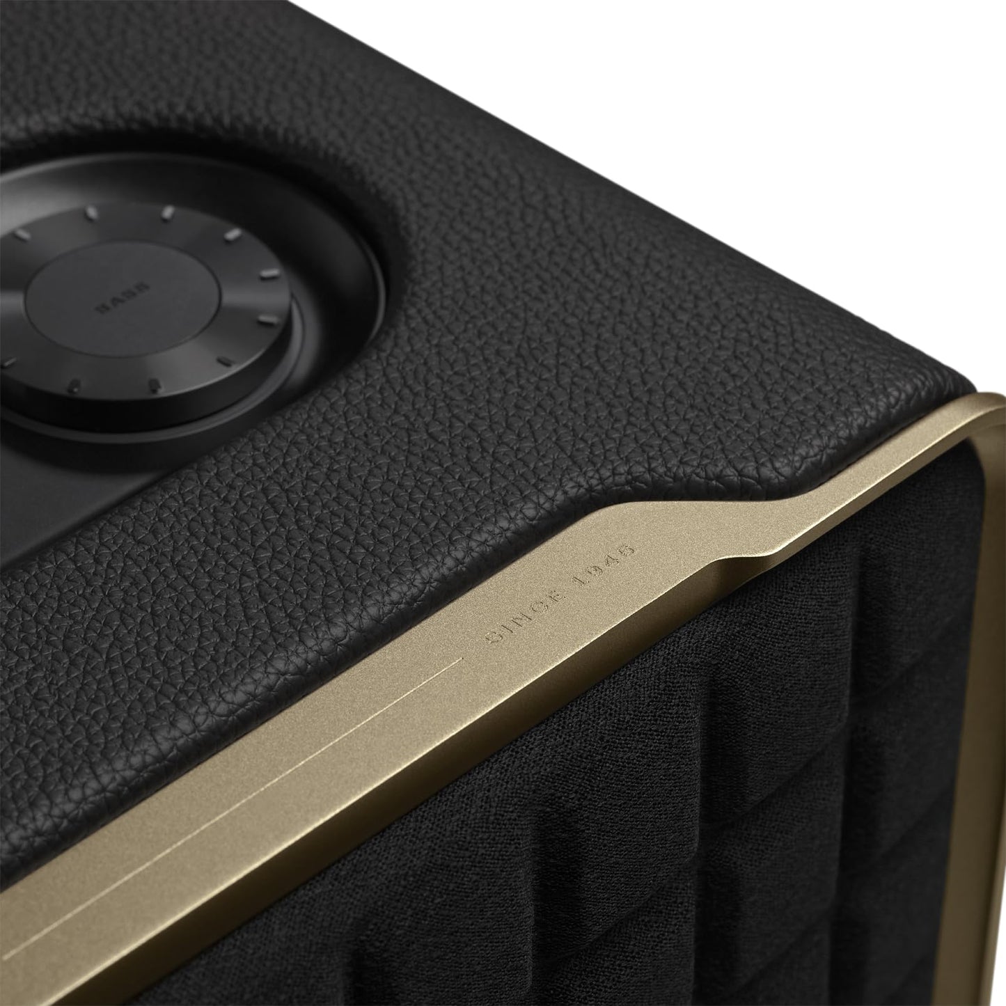 JBL JBLAUTH300BLKAM-Z Authentics 300 Portable Smart Speaker - Certified (Renewed)