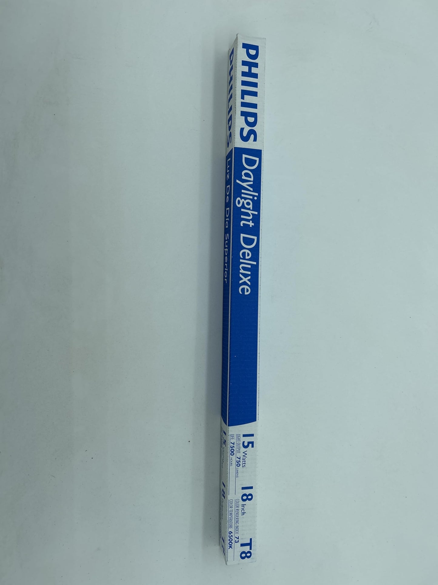 Philips 546100 - F15T8/Daylight Deluxe 6/1 1 Foot Plus Straight T8 Fluorescent Tube Light Bulb