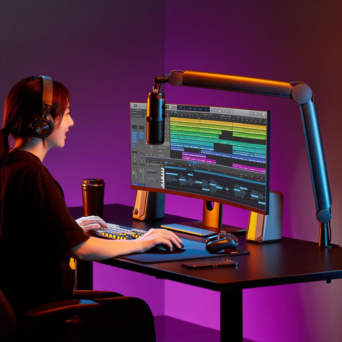 Mount-It! Mic Arm, Microphone Boom Arm, Adjustable Full Motion Mic Desk Mount, for Streaming, Gaming, Podcast, Recording, 3/8" and 5/8" Compatible