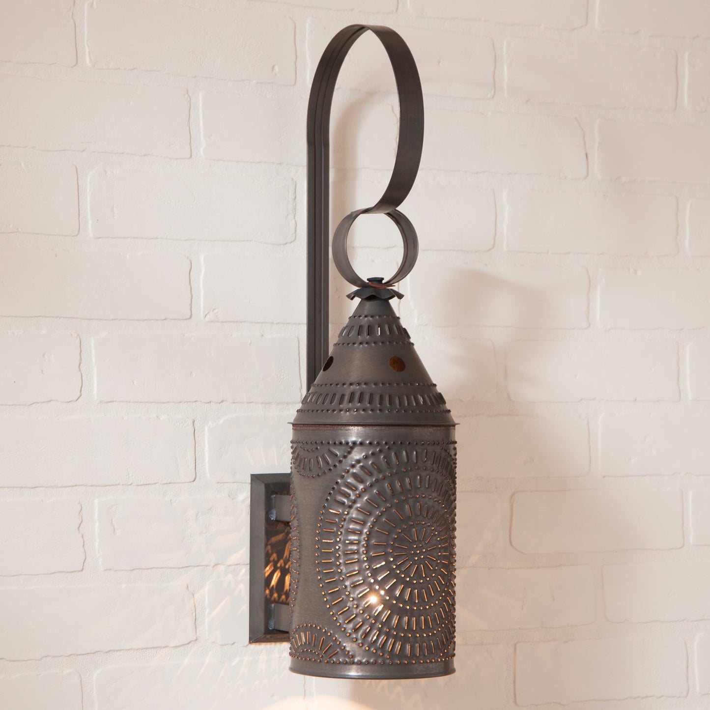 Irvin's Tinware, 864CKB, 15-Inch Electrified Wall Lantern in Kettle Black, Primitive Country Wall Sconces in Tin