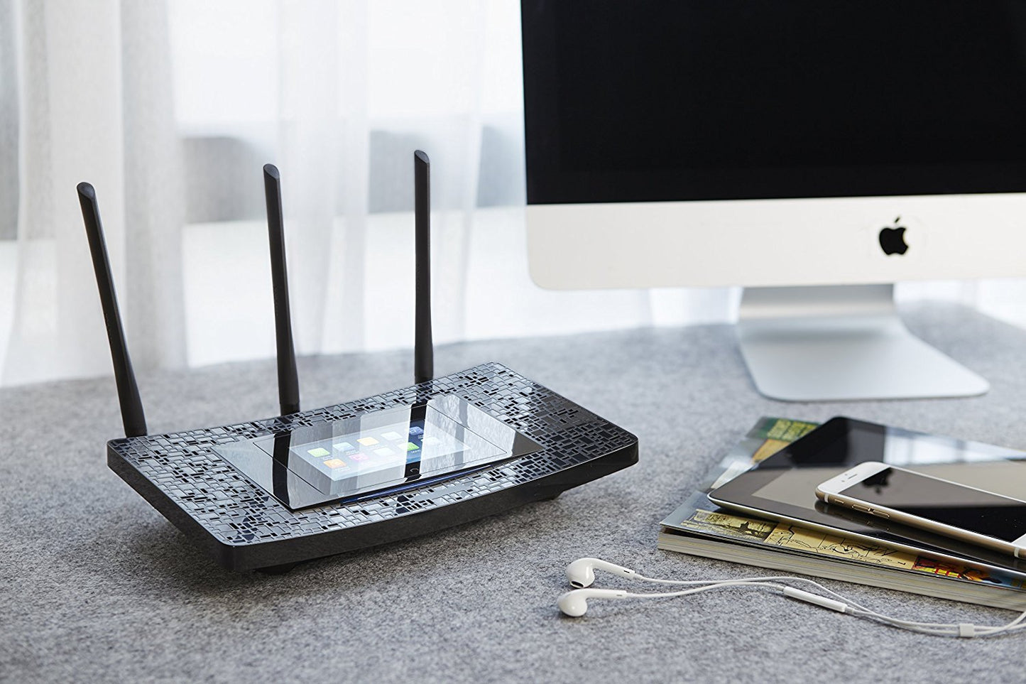 TP-Link AC1900 Touch Screen Wi-Fi Gigabit Router