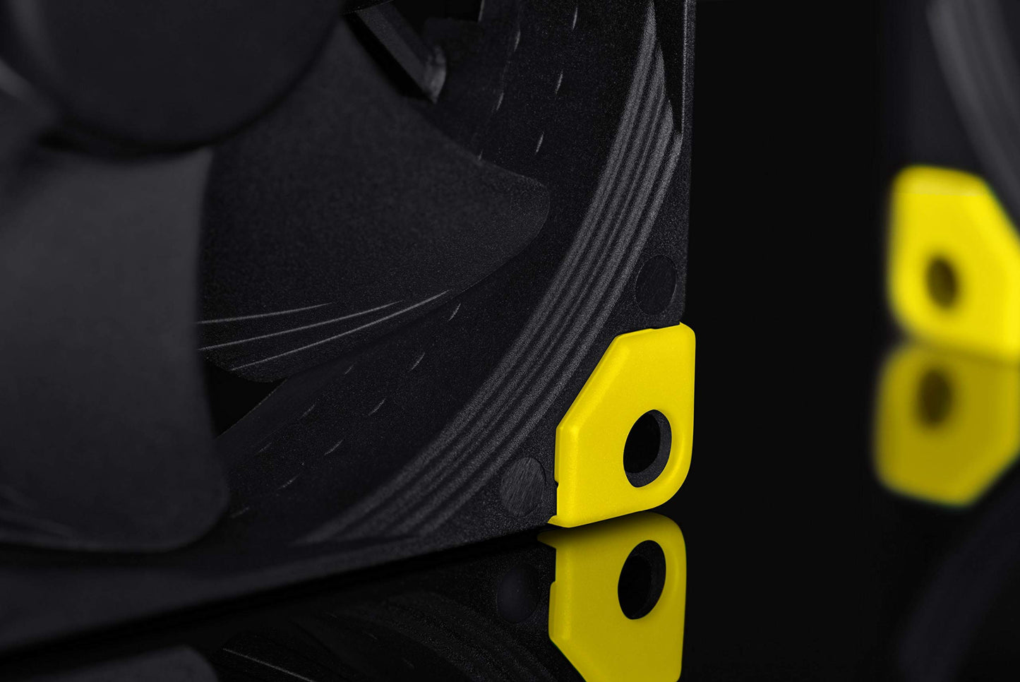 Noctua NA-SAVP5 chromax.Yellow, Anti-Vibration Pads for 92mm & 80mm Noctua Fans (16-Pack, Yellow)