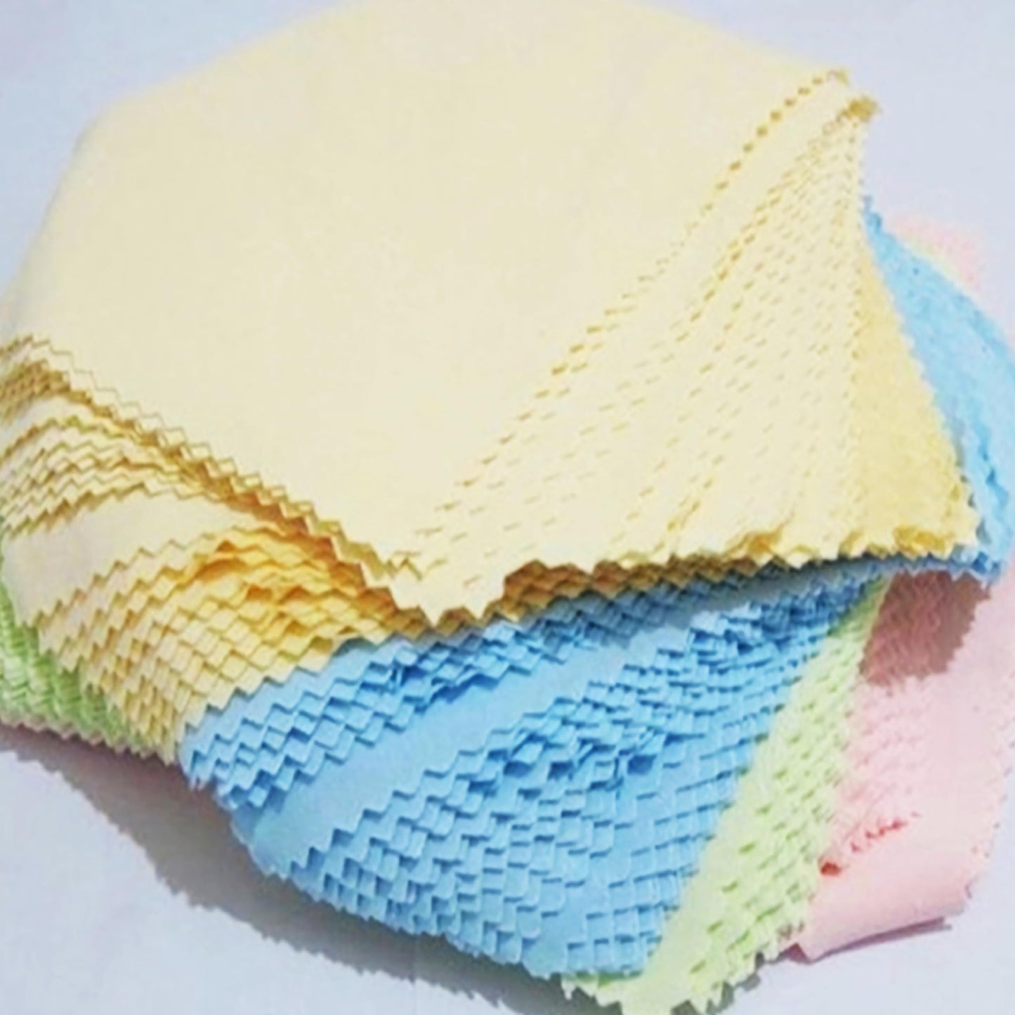 LGXEnzhuo 100pcs Microfiber Glasses Cleaning Cloth Fiber Material for Wiping Glasses Camera Lens and Mobile Phone 5.1 * 5.1 inch