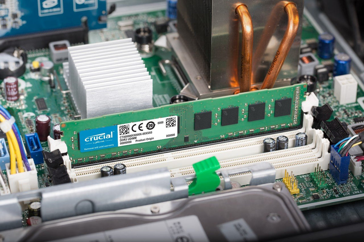 Crucial 8GB, 240-pin DIMM, DDR3 PC3-14900,
