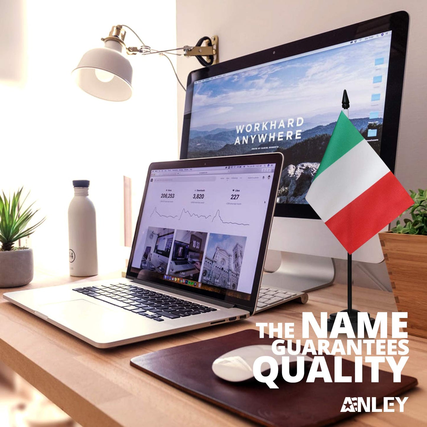 Anley Italy Deluxe Desk Flag Set - 6 x 4 Inch Miniature Italian Desktop Flag with 12" Solid Pole - Vivid Color and Fade Resistant - Black Base