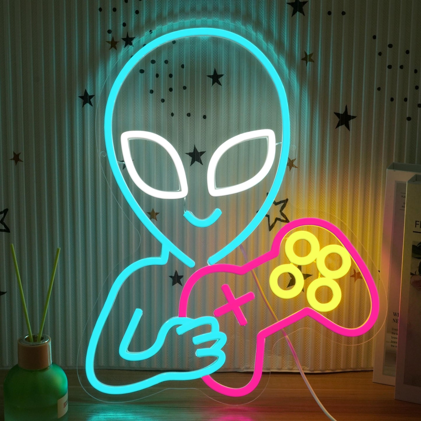 AEHEMNGZ Alien Game Neon Sign Ice Blue Alien Neon Light for Wall Decor Dimmable Game Neon Sign Gaming Controller Light Up Sign for Bedroom Bar