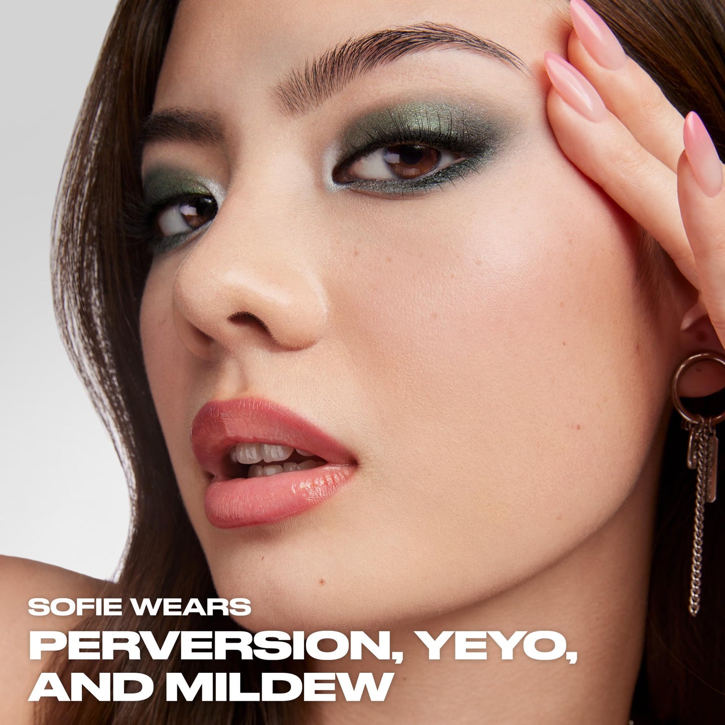 Urban Decay 24/7 Waterproof Eyeliner Pencil – Psychedelic Sister Purple Shimmer, Smudge-Proof, No-Tug, Vitamin E & Jojoba, 0.04 oz