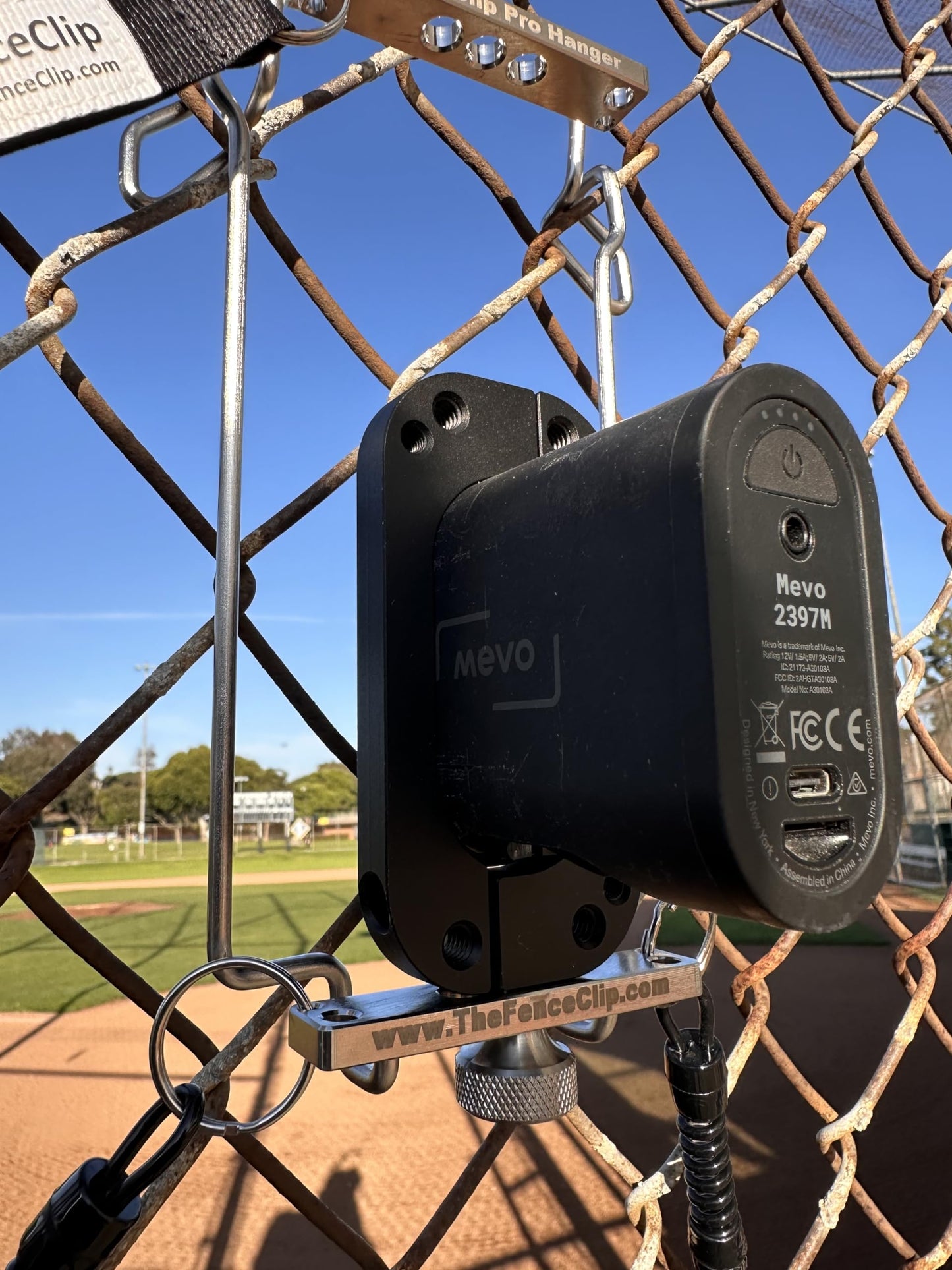 FenceClip Pro Hanger Mevo Hard Mount