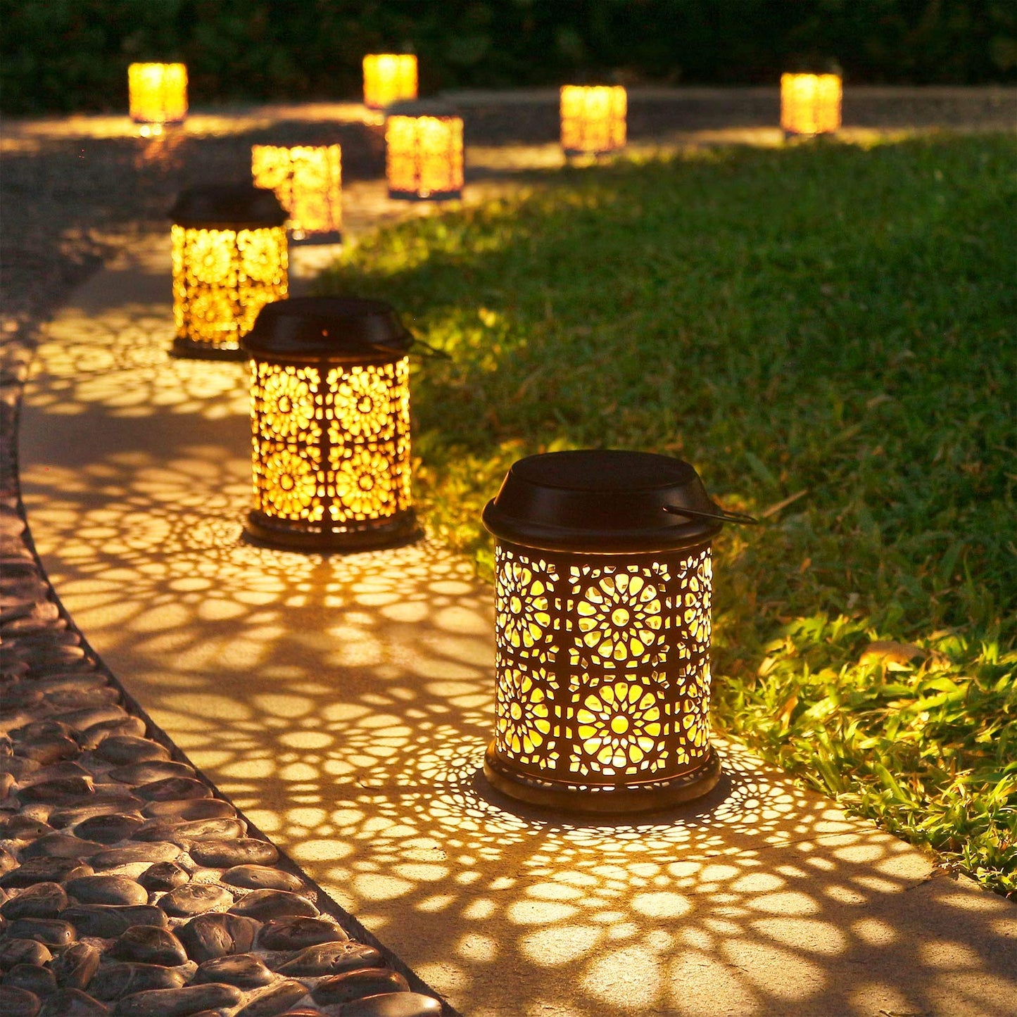 DenicMic Solar Lantern Outdoor Solar Lights Outdoor Hanging Lantern with Handle & Hook Waterproof, 25 Lumen Warm White LED Metal Decorative