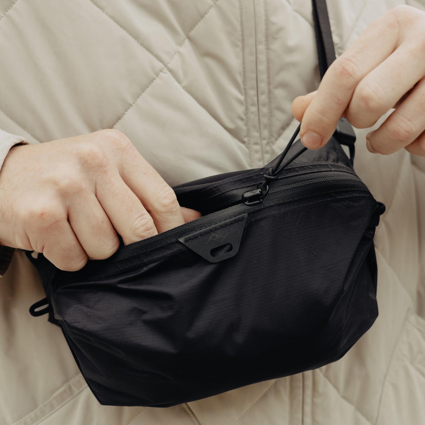 Peak Design Ultralight Terra Shell Packing Cube XXS – Weatherproof Travel Organizer with Strap Attachments, Luggage Pass-Through & Zipper (Cloud)