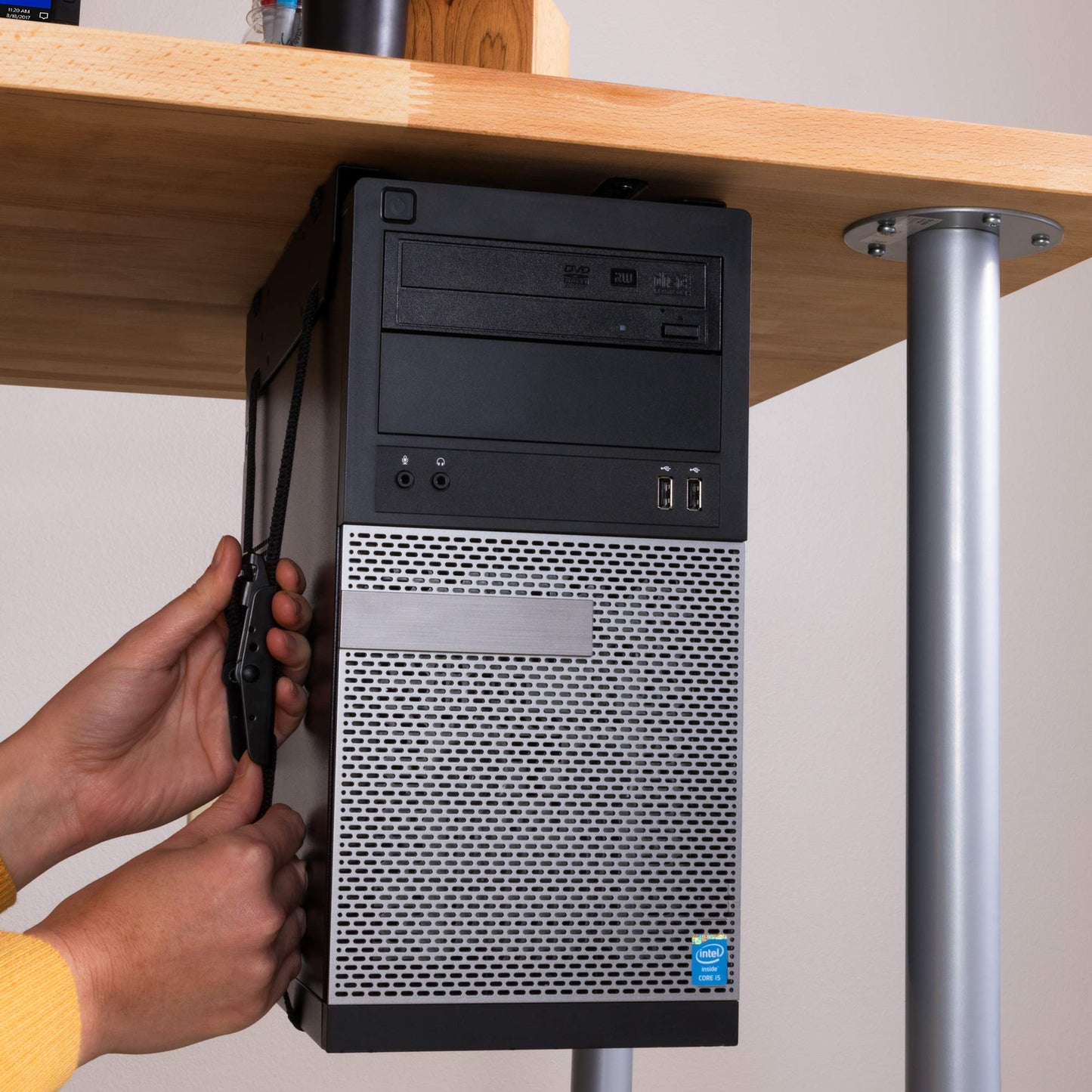 Penn Elcom Under-Desk Computer Mount, Adjustable Straps Fit up to 71 Inches - PC Tower Holder