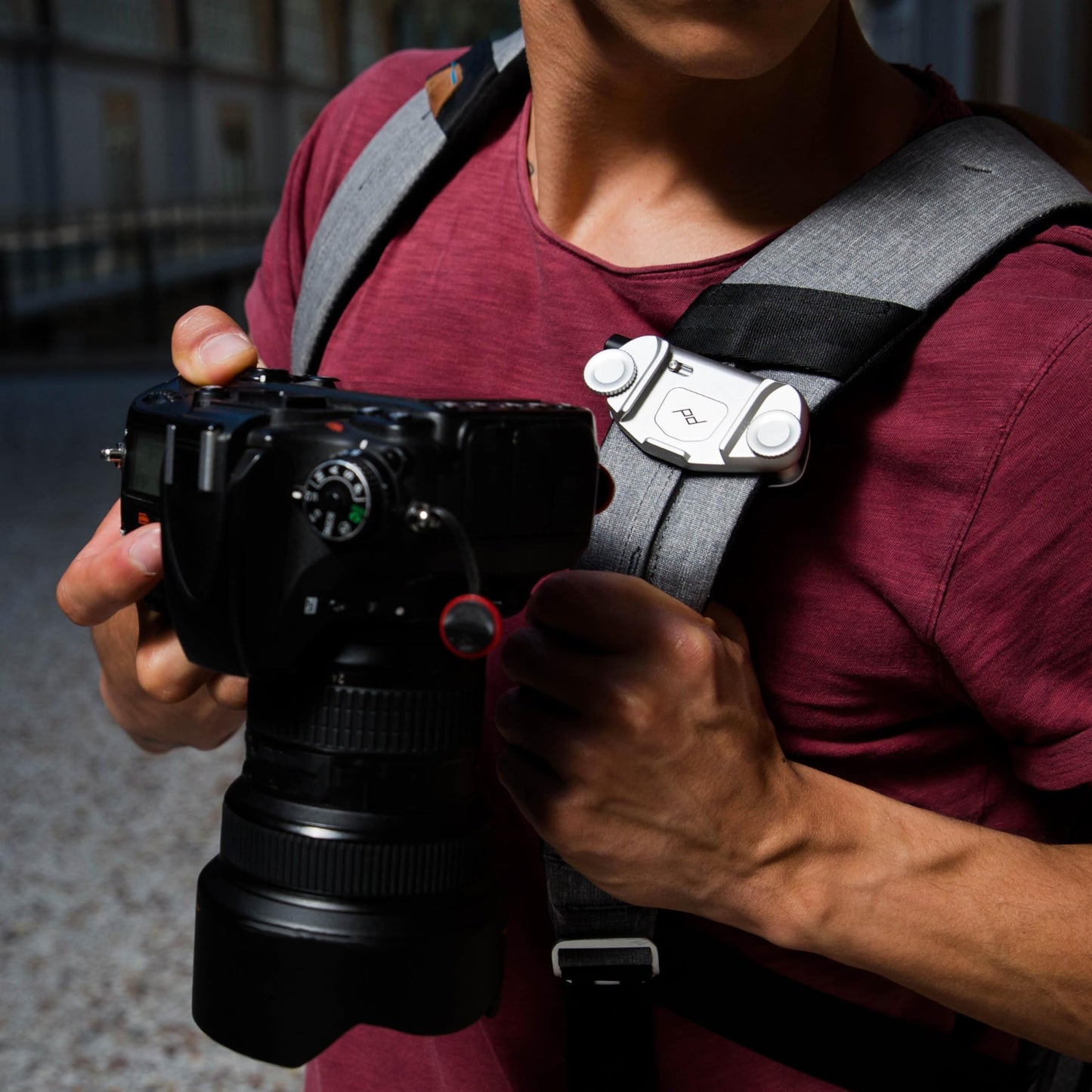 Peak Design Capture Camera Clip V3 Solo, Silver Clip Only, Holds DSLR, Compact and Point and Shoot Bodies, Secure, Stable and Accessible, Attaches