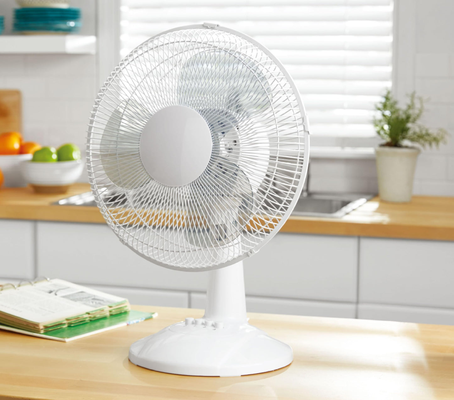 CNEIESD 12-Inch 3-Speed Oscillating Table Fan, 882 CFM Cooling, Adjustable Tilt & Oscillation (White)