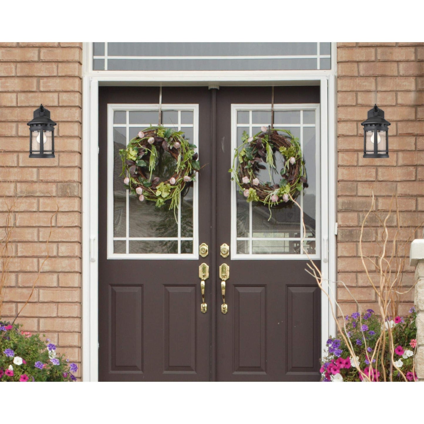 Westinghouse 6114100 Sargut Traditional One-Light Outdoor Wall Light, Textured Black Finish, Clear Seeded Glass