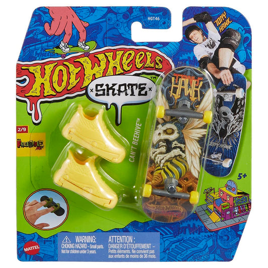 Hot Wheels HVJ88 Patineta CAN’T BEEHIVE con Tenis Skate Dolls, Multicoloured