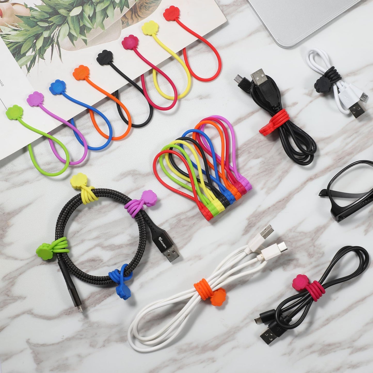 SOOOEC Magnetic Cable Ties, 24 Pack 7.2" Magnetic Cord Organizer Cute Cloud Design, Reusable Silicone Twist Ties with Strong Magnet for Bundling