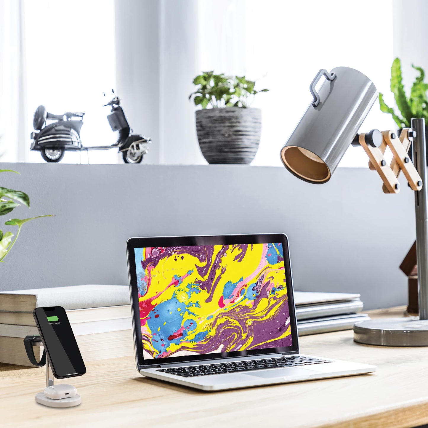 iLive Electronics 3-in-1 Wireless Charging Stand, IACQ295W