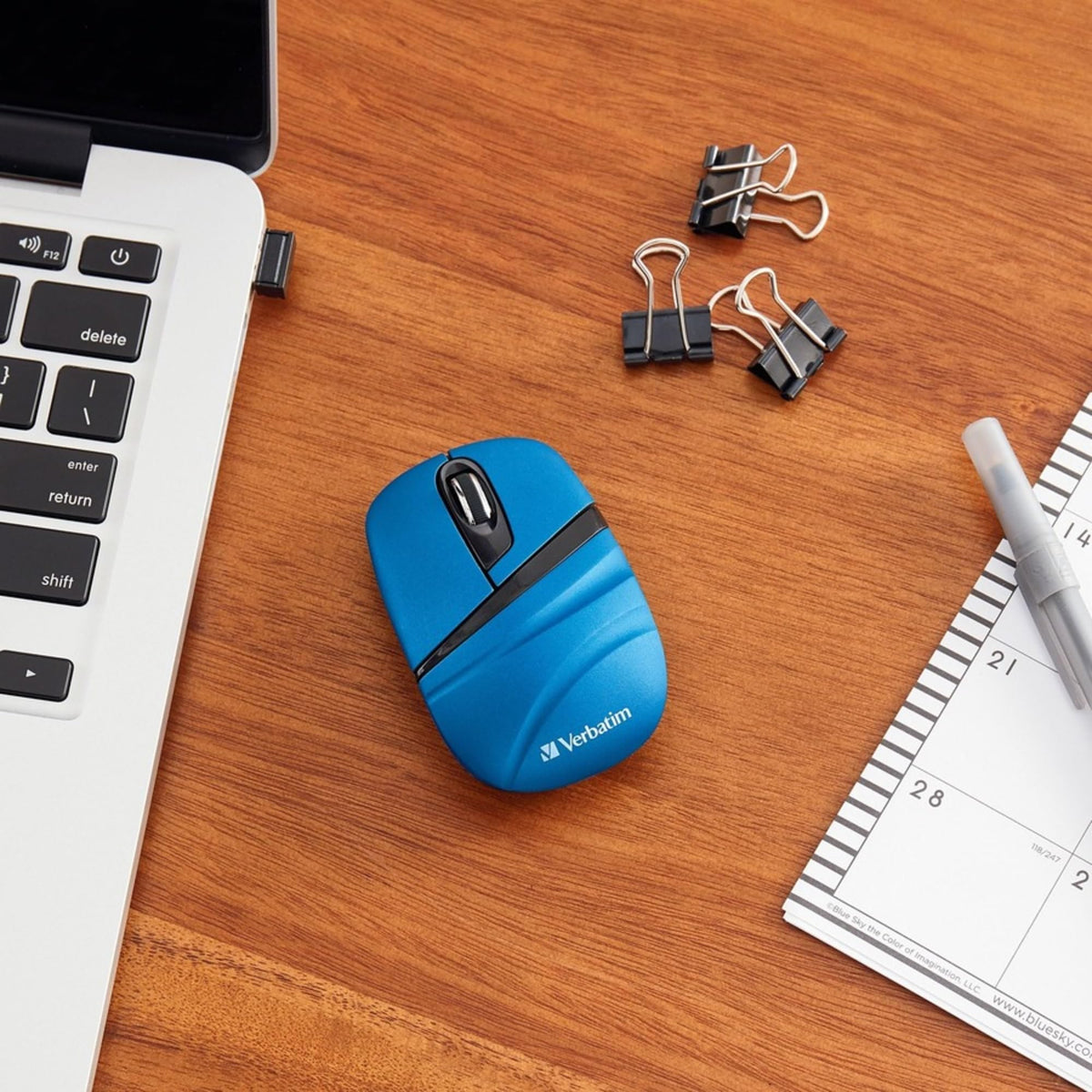 Verbatim 2.4G Wireless Mini Travel Optical Mouse with Nano Receiver for Mac and PC - Blue