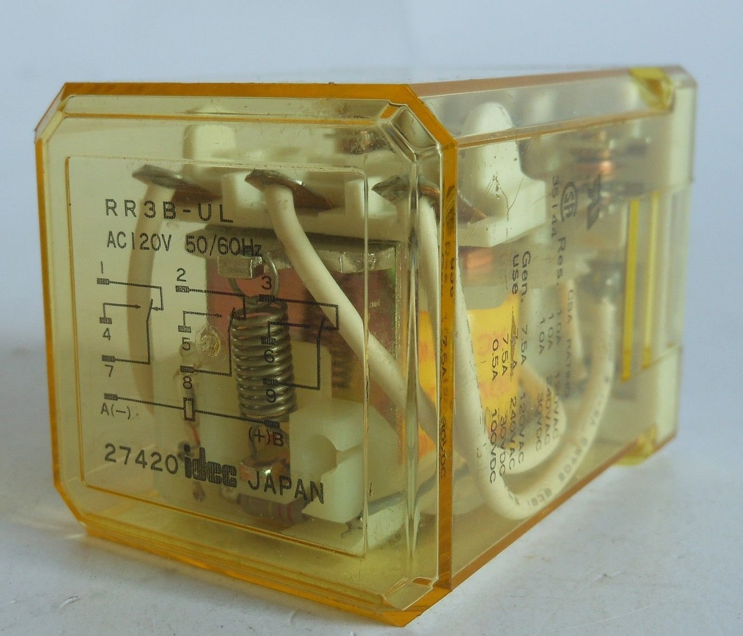 IDEC RR3B-ULAC120V 120 VAC Coil, 3 Poles 3PDT, 50/60 HZ, Blade Terminal, Power Relay, RR Series, Rugged Industrial 10 AMP, with LED Indicator