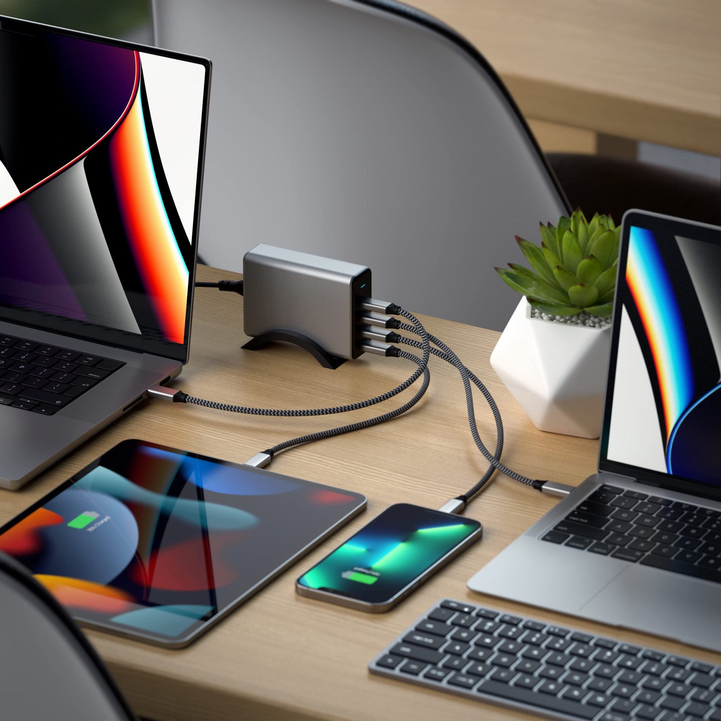 Satechi 165W USB C 4-Port GaN Charging Station, 4 USB-C PD, Laptop Charger, for MacBook Air/Pro M5/M4/M3, iPad Air/Pro M5/M4/M3, iPad 11th gen, iPad