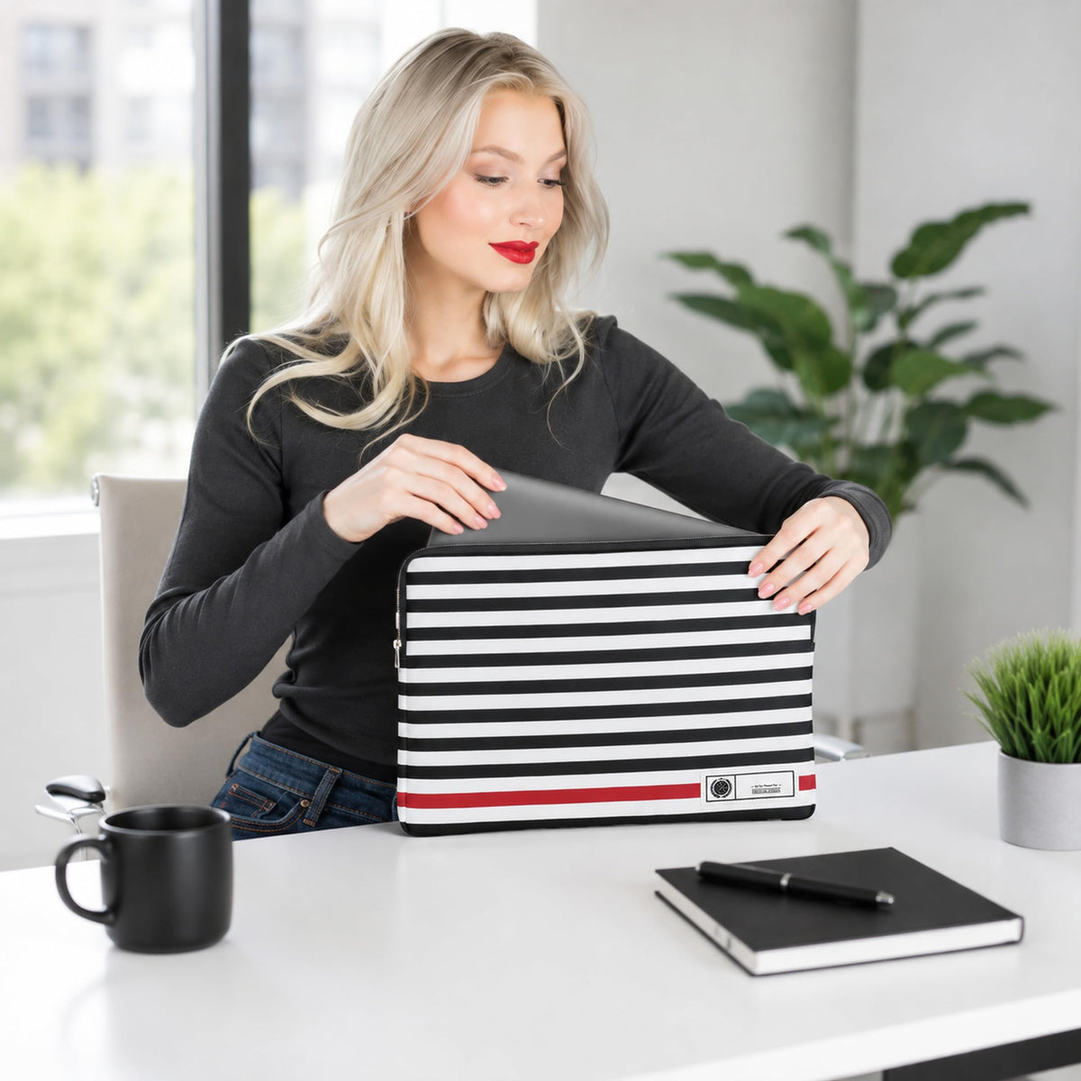 VanGoddy Black and White Striped 11" to 12-inch Laptop Sleeve Protective Case Cover (Red)