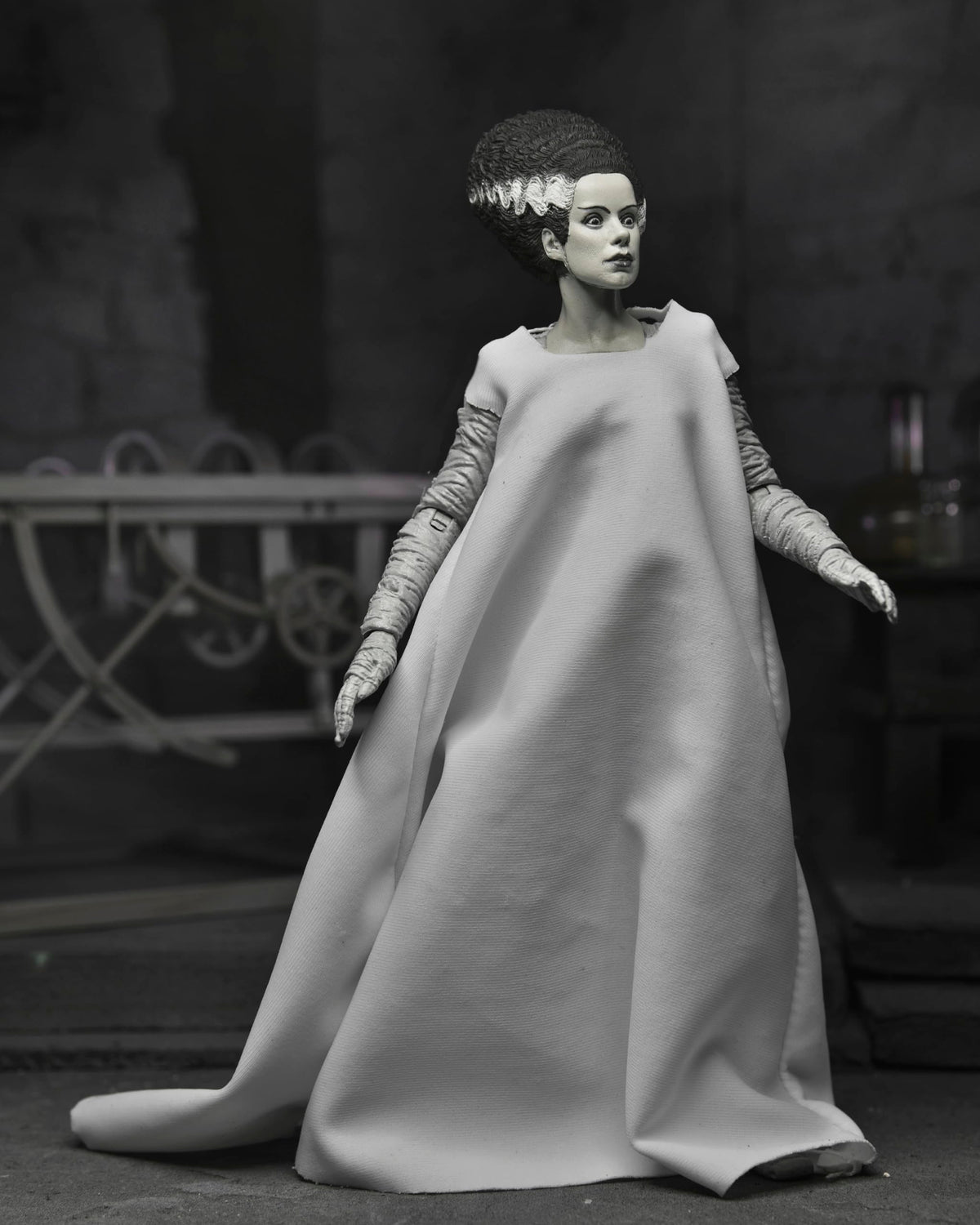 NECA Collectible Universal Monsters Ultimate Bride of Frankenstein, Black and White 7" Scale Action Figure