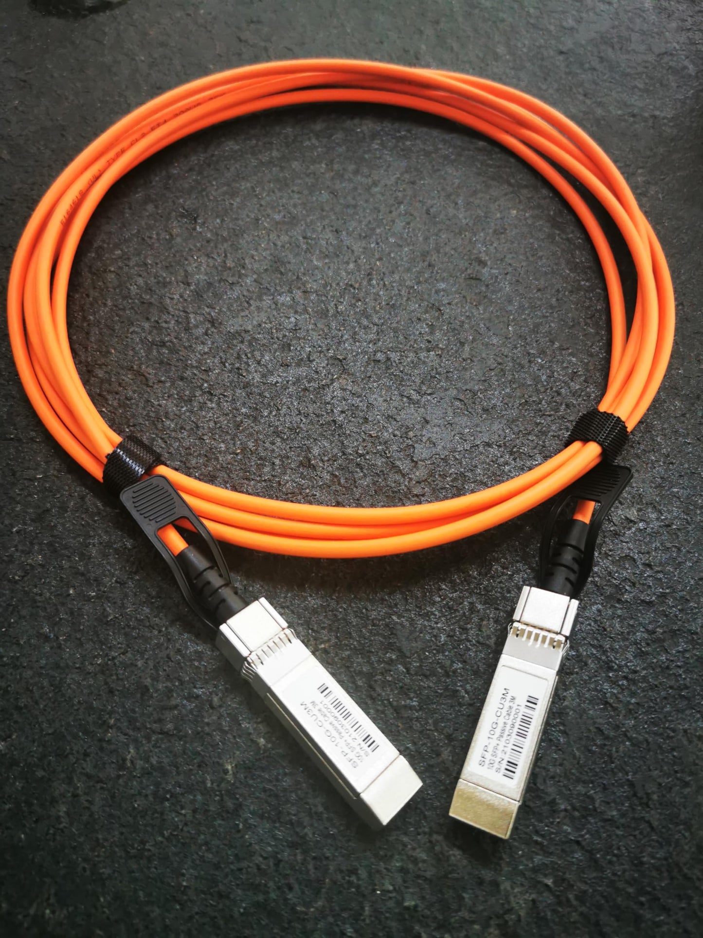 Macroreer 10G SFP+ DAC Twinax Cable, 0.5M (1.6ft) Passive, Compatible with Intel XDACBL1, Orange Color