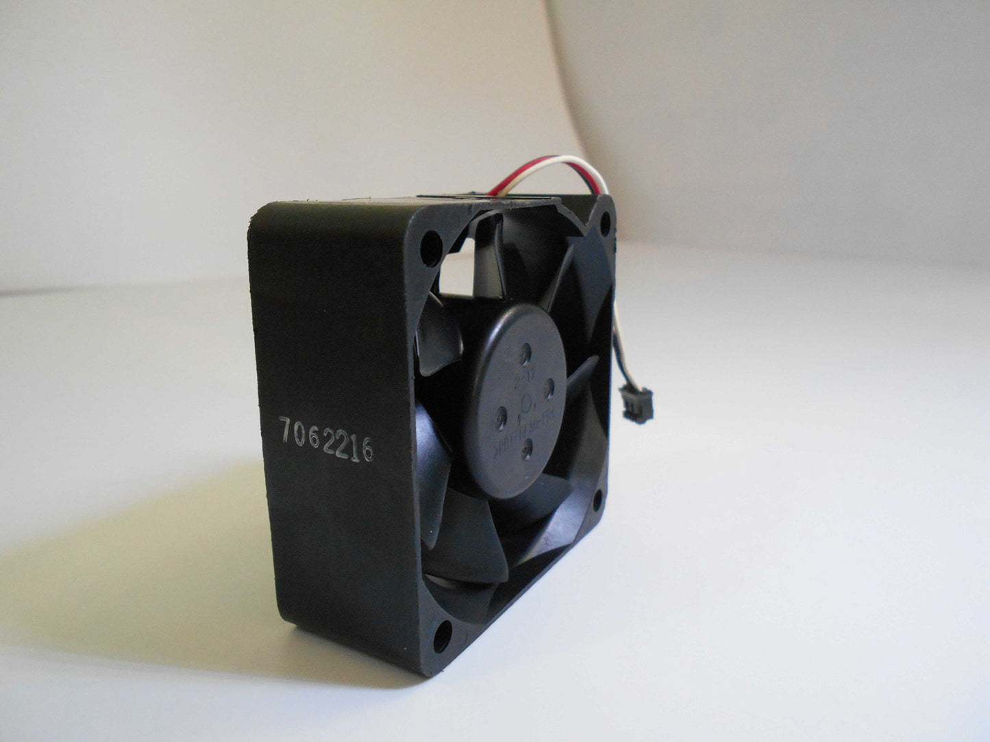 NMB 2410RL-04W-B79 fan 606025mm 12V 0.35A 3pin