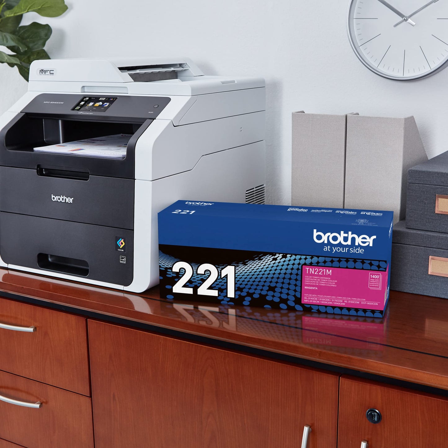 Brother TN-221M DCP-9015 9020 HL-3140 3150 3170 3180 MFC-9130 9140 9330 9340 Toner Cartridge (Magenta) in Retail Packaging
