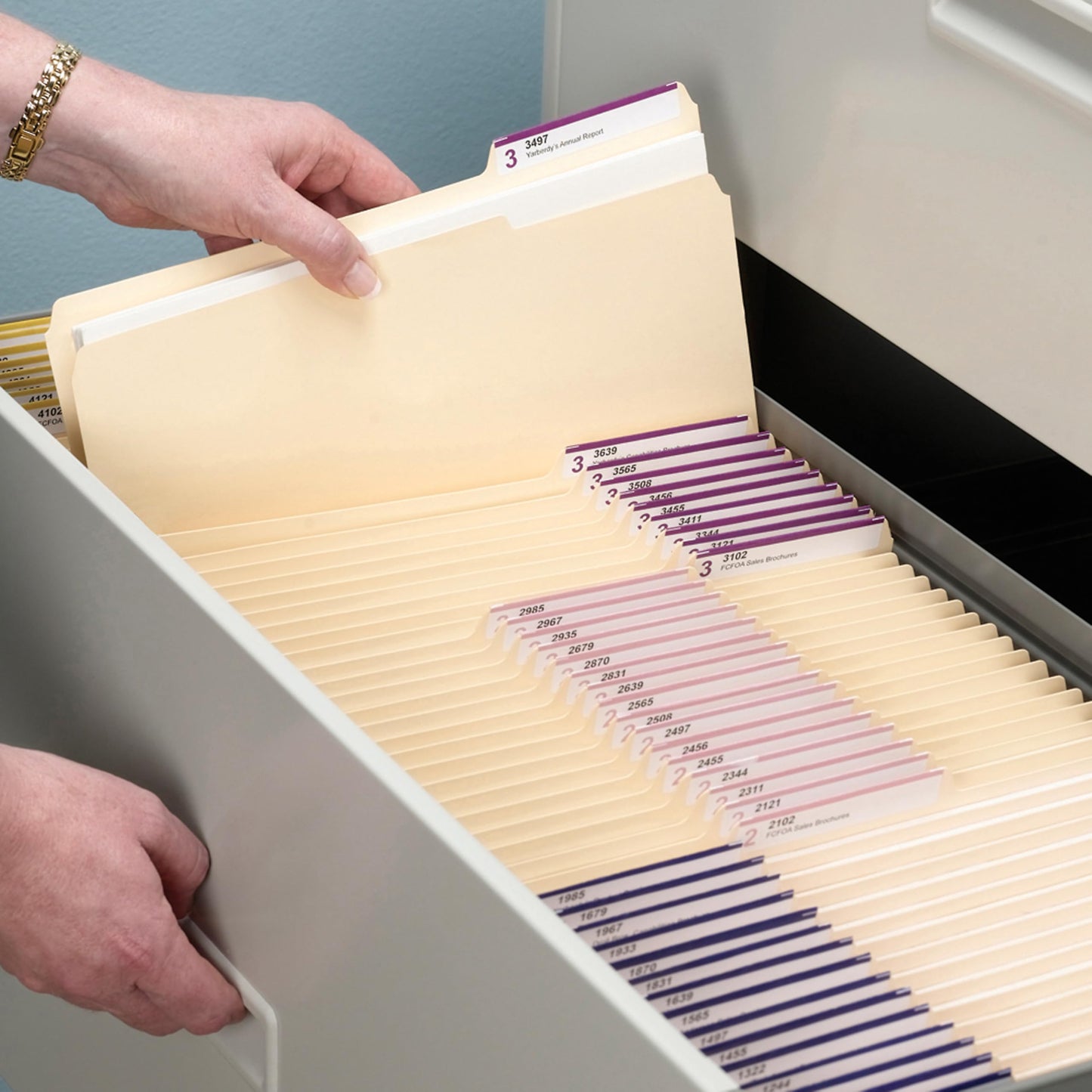 Smead File Folders Letter Sized, 1/3-Cut Tab, Assorted Positions, Letter Size Manila Folders, 200 Per Box