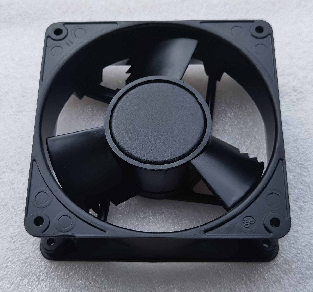 MX2B3 028422 2-pin AC 115V 0.20/0.18A 120x120x38mm Cooling Fan