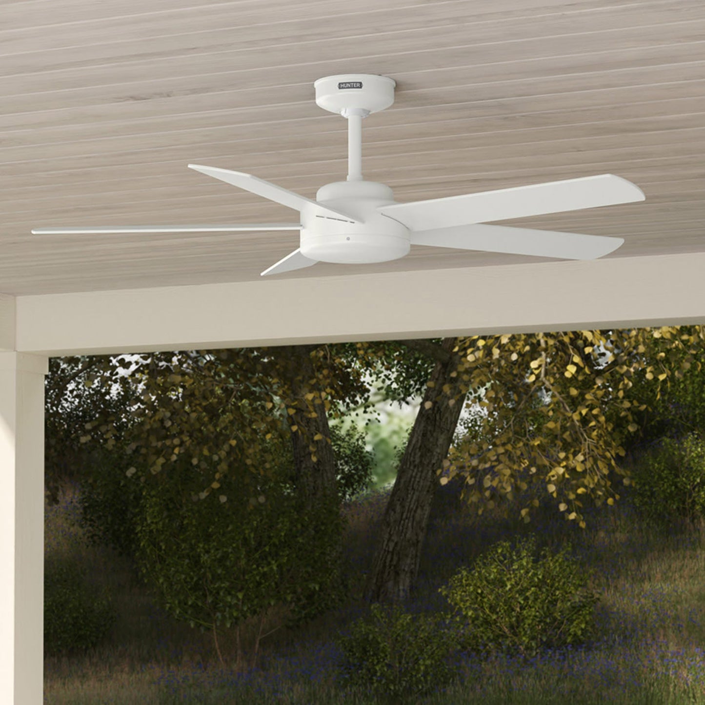 Hunter Fan Outdoor or Indoor Ceiling Fan, 52 in White Ceiling Fan No Light with Remote Control for Patios, Living Room, Bedroom, Porch, Garage