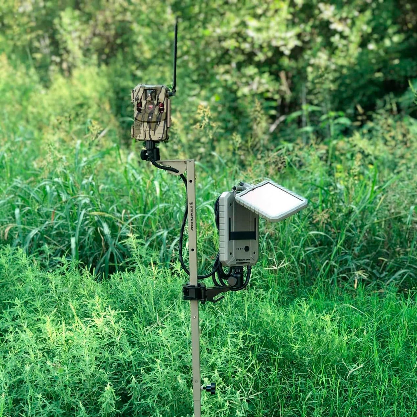 Stealth CAM Adjustable 29"-49" Expandable Height 1/4" Tripod Multi-Pivot Stable Rugged Steel Hunting Trail Camera & Solar Pak Battery Mounting Post