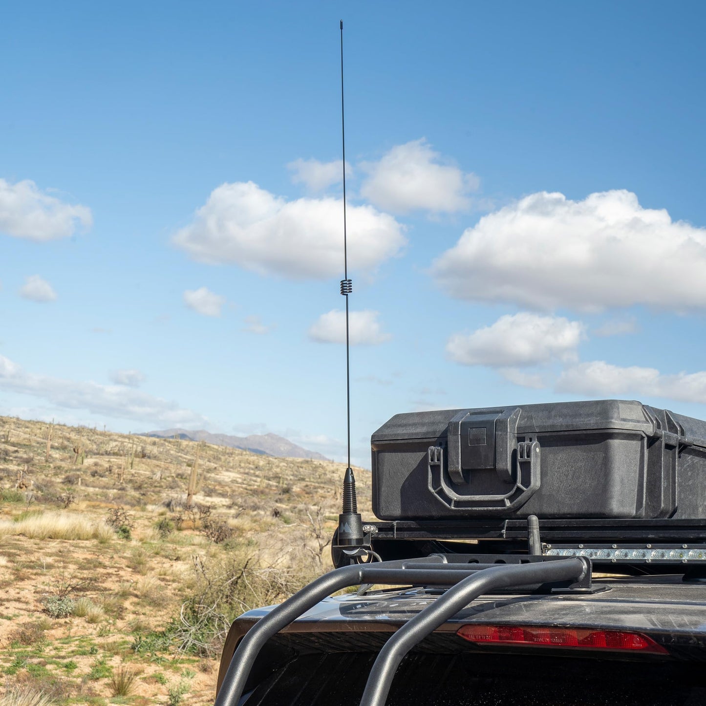 Midland - MXTA26 MicroMobile 1.5 inch Base Diameter 6DB Gain Whip Antenna with NMO Great for Off-roaders, overlanders, Farmers - Max Power120W Boost