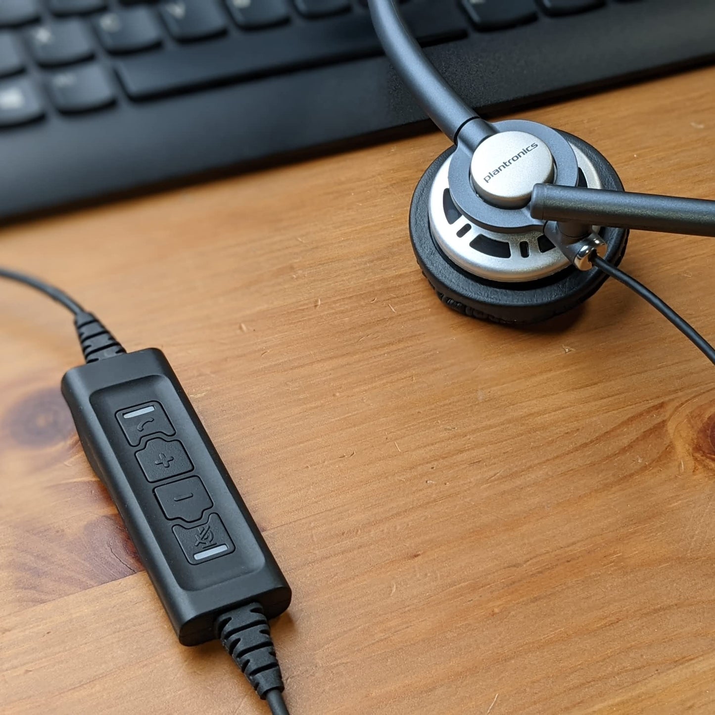 Headset USB Adapter for Laptop, PC - Made for Poly Plantronics Wired Headphones with Mic and Quick Disconnect (QD), Volume, Mute Controls at