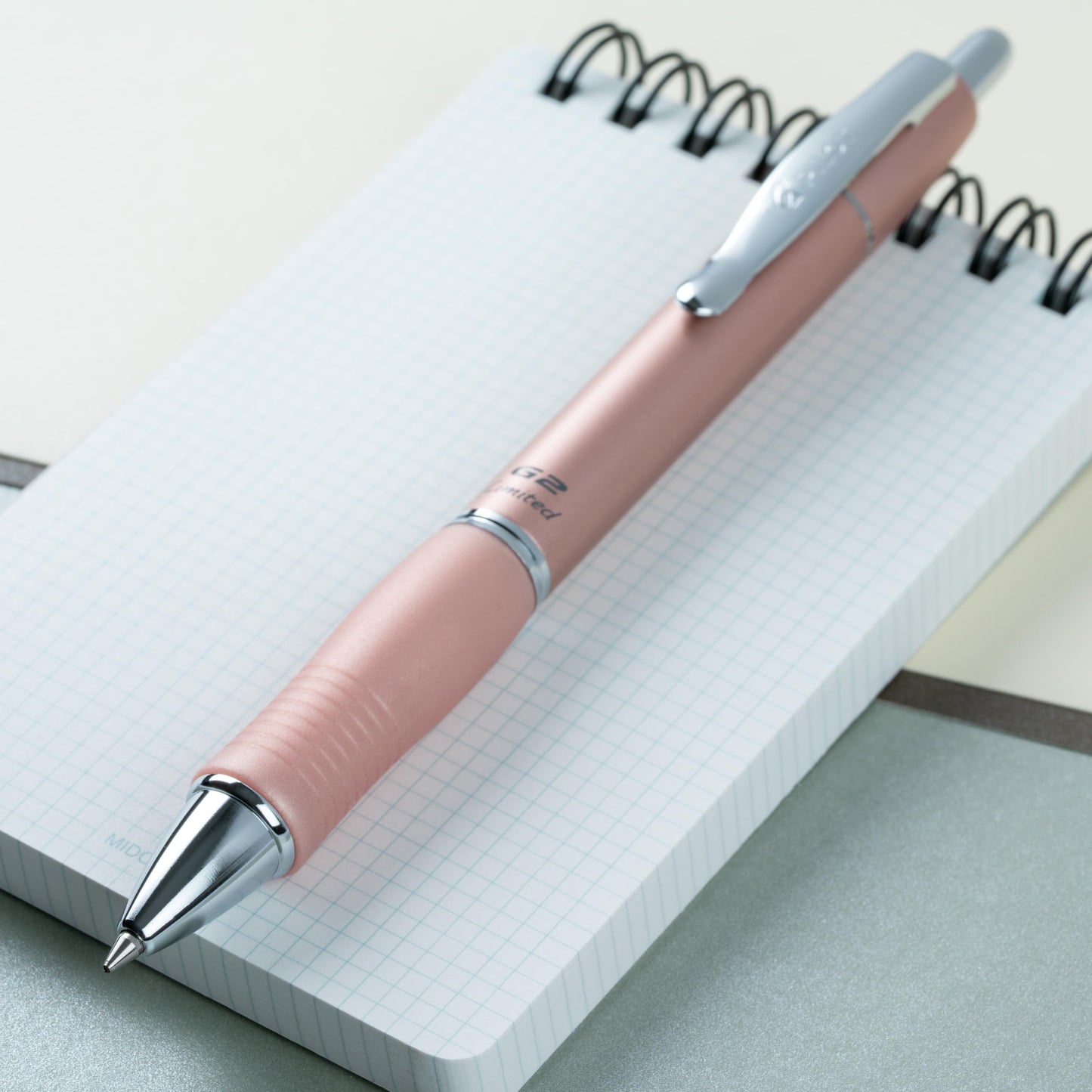 Pilot G2 Limited Refillable & Retractable Gel Pen, Fine Point, Rose Gold Barrel, 0.7 mm, Black Ink, Single Pen