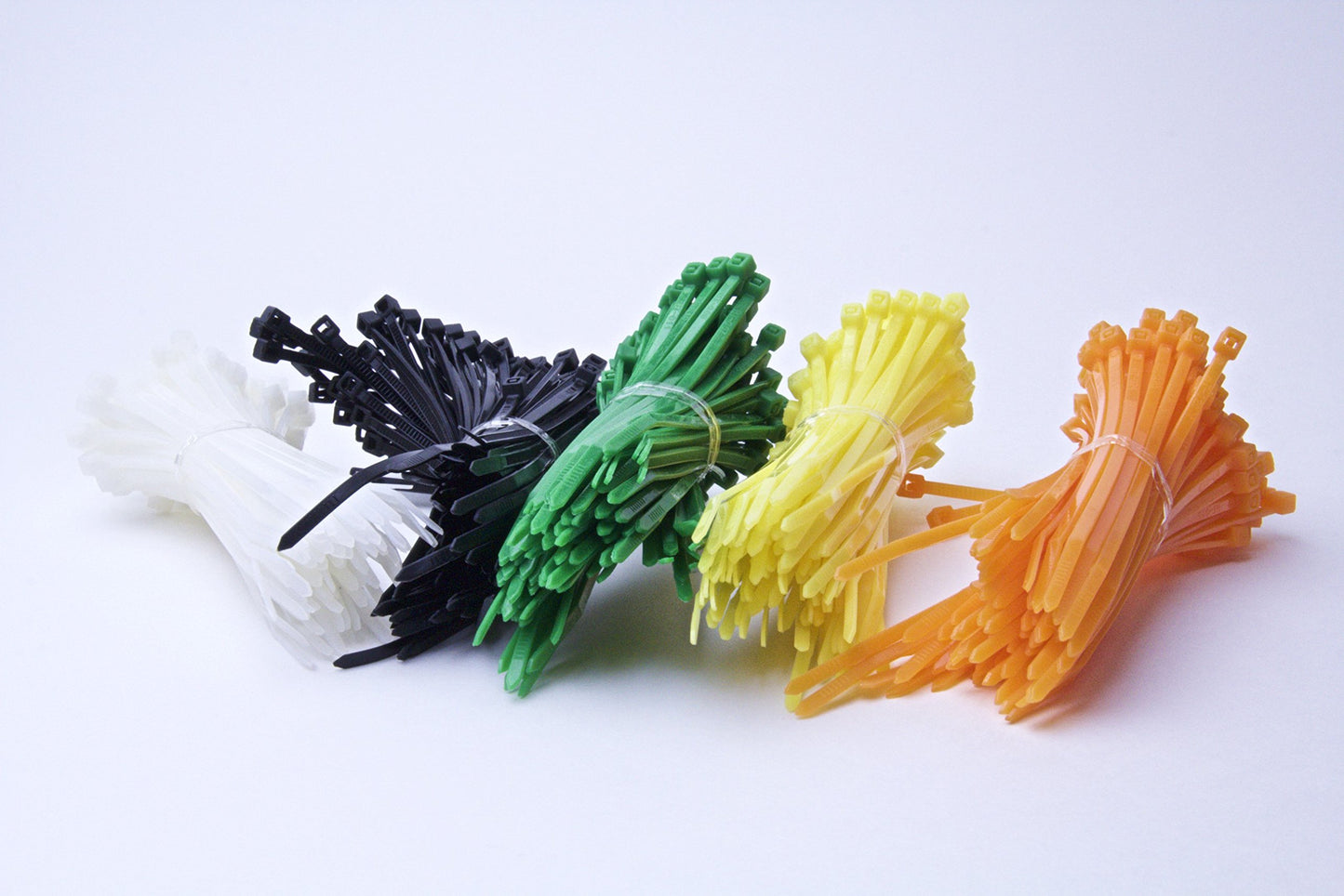 QualGear CT7-MC-500-C Self-Locking Cable Ties, 4-Inch, Assorted, 500/Canister