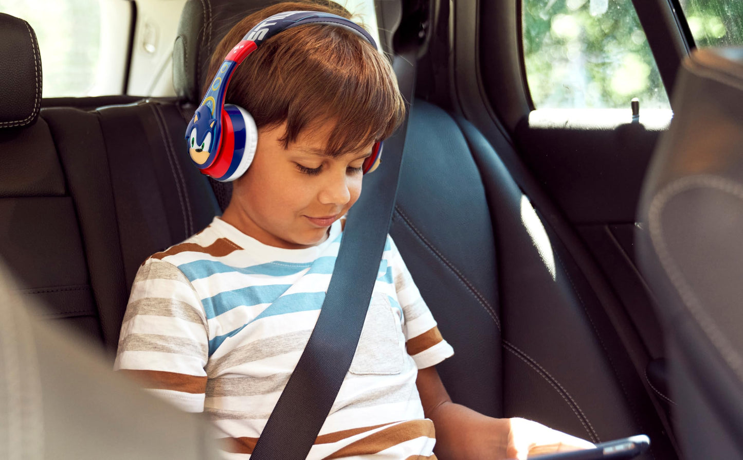 Sonic The Hedgehog Bluetooth Headphones for Kids, Wireless Headphones with Microphone, Includes Aux Cord (Sonic)