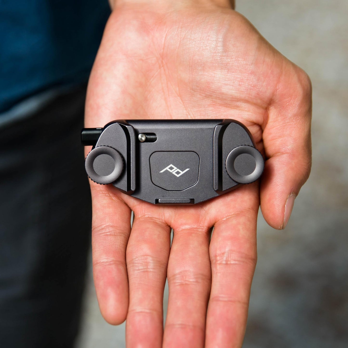 Peak Design Capture Camera Clip V3 Solo, Black Clip Only, Holds DSLR, Compact and Point and Shoot Bodies, Secure, Stable and Accessible, Attaches