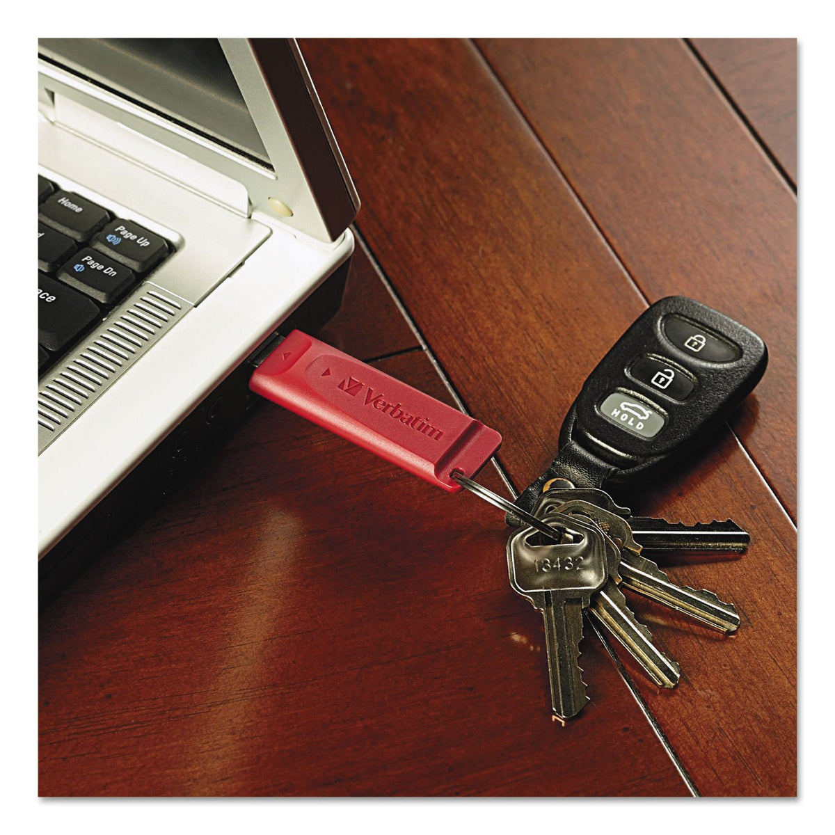 Verbatim 96806 Store n Go Red USB Flash Drive