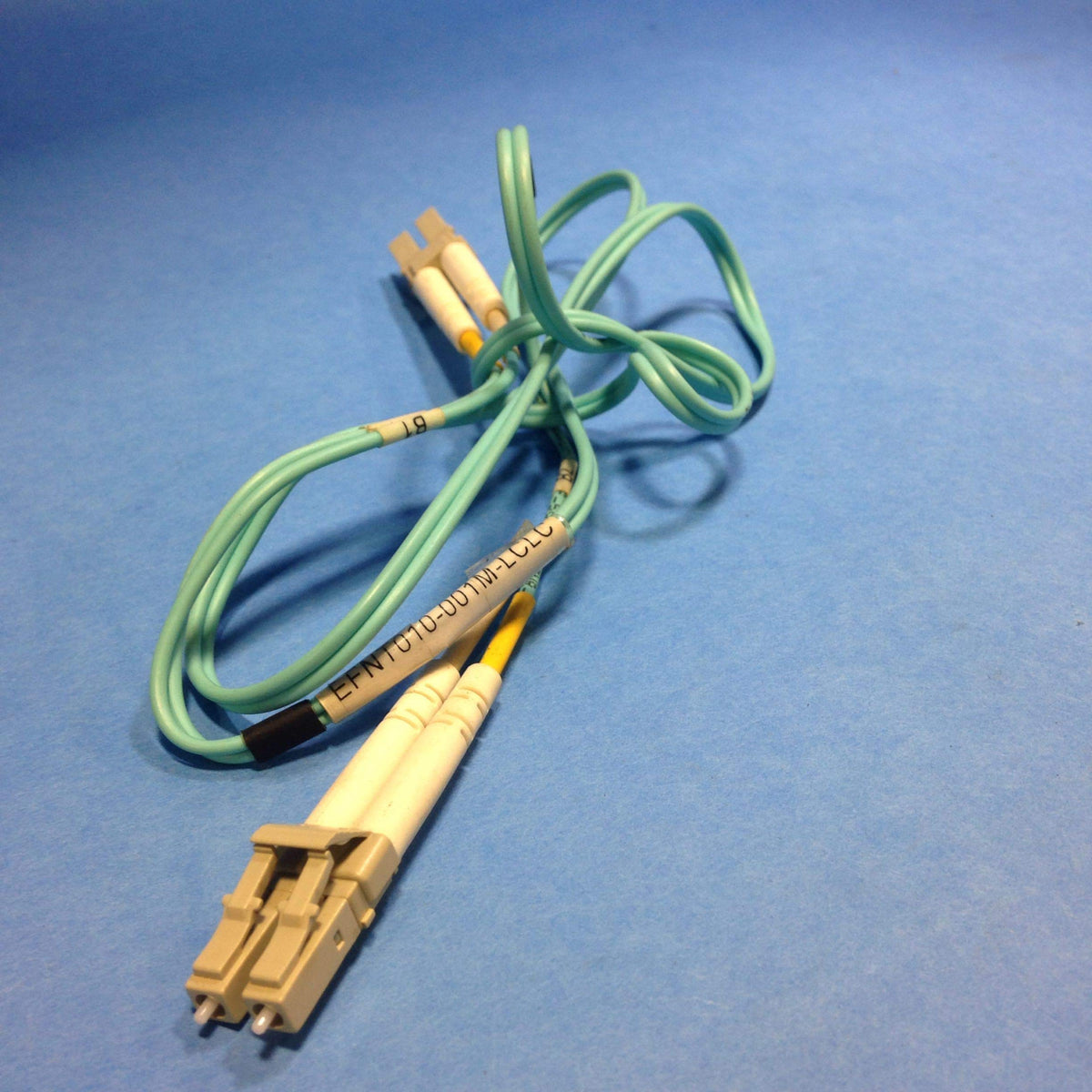 Black Box OM3 MM FO PC OFNR PVC, LC-LC, AQ, 1M
