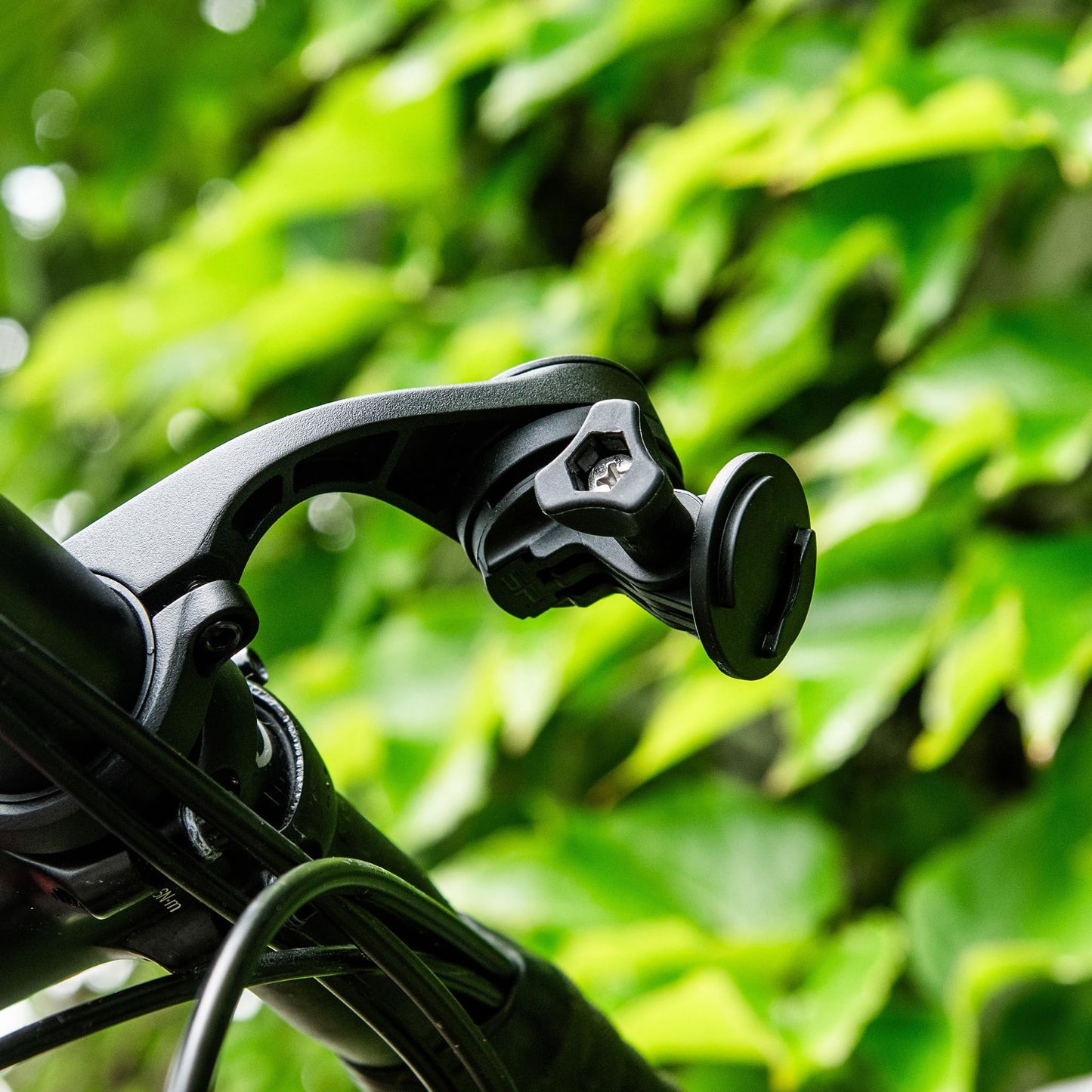 SP Connect Handlebar Mount - Smartphone Mounting for Bicycles and Road Bikes Compatible with SP Connect Phone Case and GoPro Action Camera
