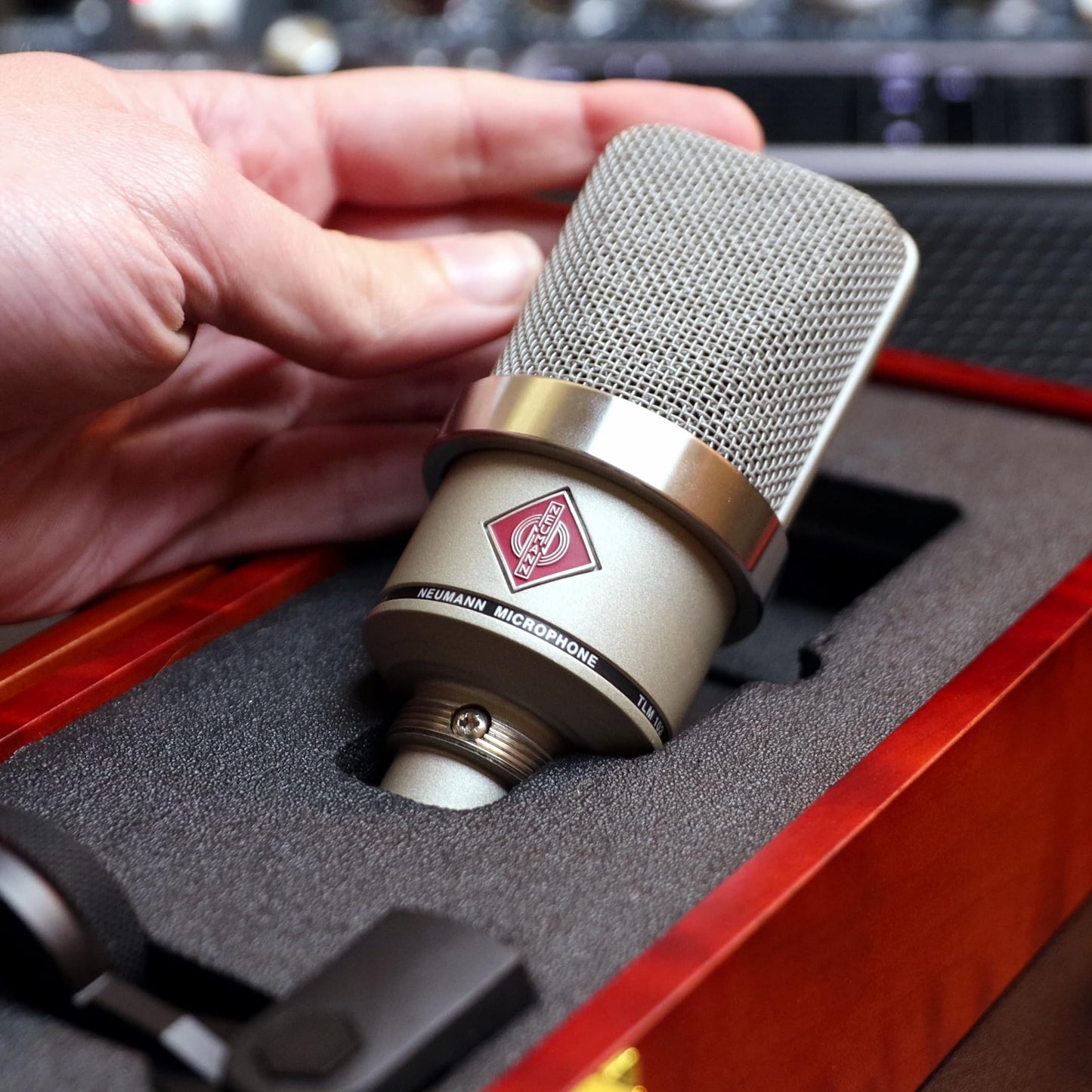 Melon Audio Wood Microphone Case for Neumann TLM 102 | Microphone Box Protective Wood Case Premium Quality with Foam Insert for Both TLM mic and Mic