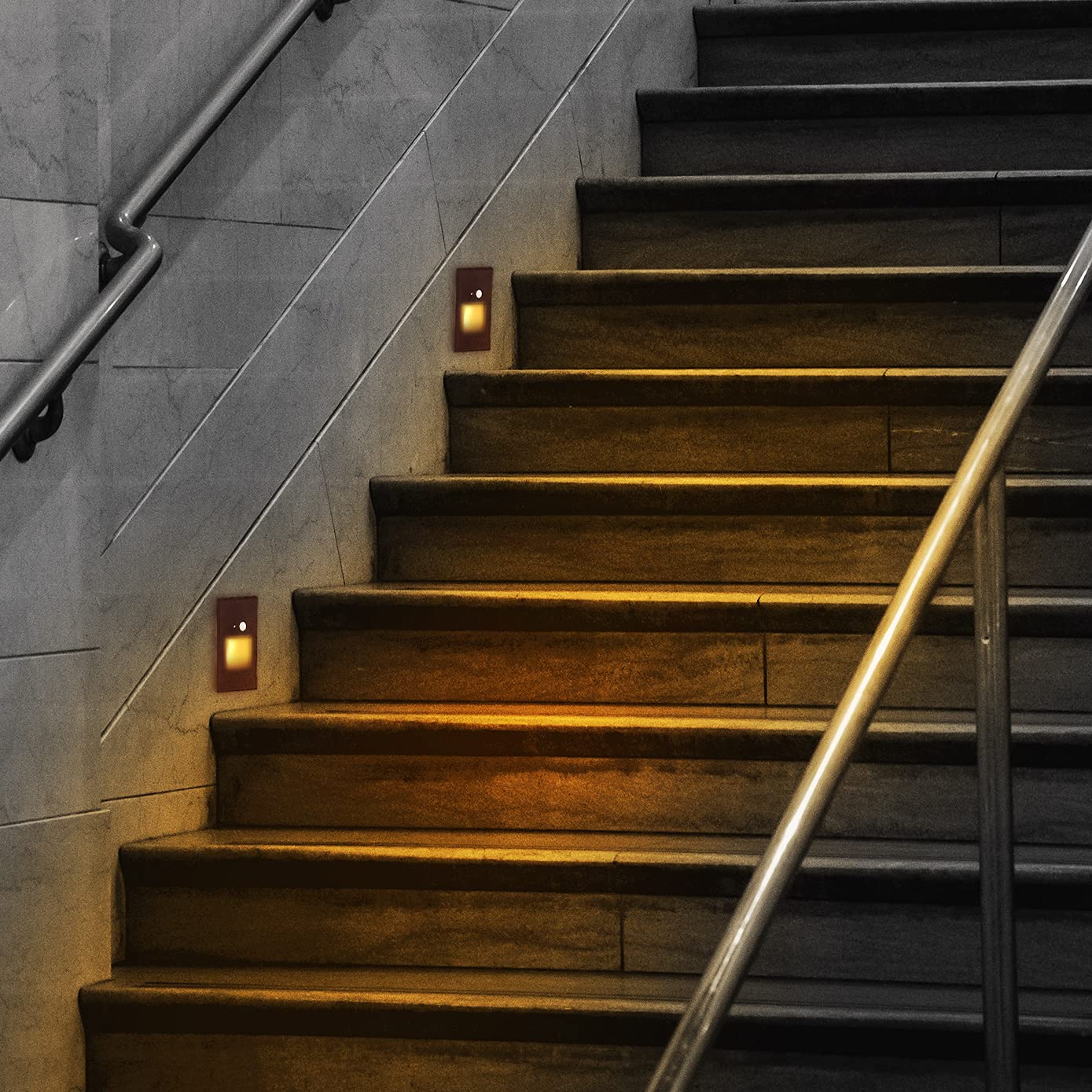 Ciata LED Indoor & Outdoor Motion Sensor Light - Deck Stair Lights, Integrated PIR & Dusk to Dawn Sensor - Vertical Stairway Lighting - Bronze