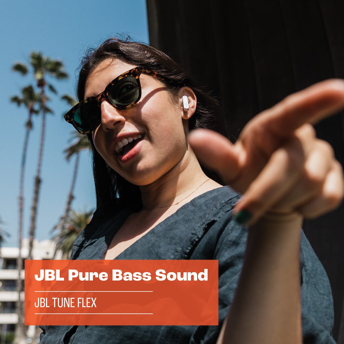 JBL Tune Flex - True Wireless Noise Cancelling Earbuds (White), Small (Renewed)