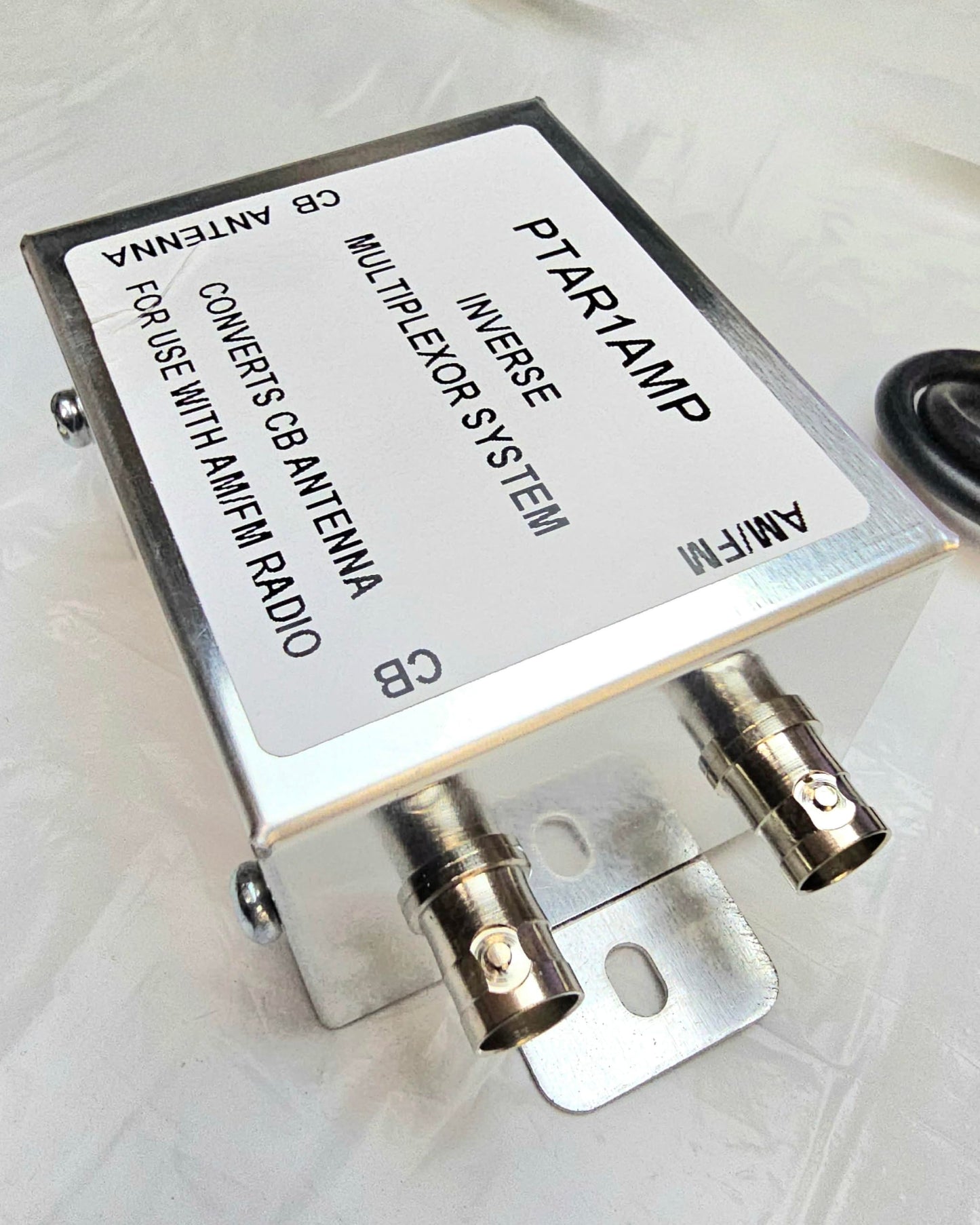 Pro Trucker CB Antenna to AM/FM Radio Splitter Multiplexor System