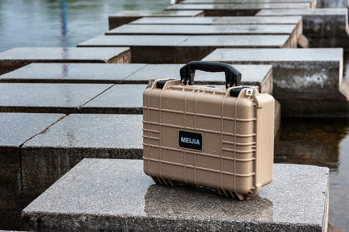MEIJIA Portable All Weather Waterproof Camera Case with Customizable Fit Foam,Fit Use of Drones, Camera, Equipments, Pistols,15.98x12.99x6.85inches