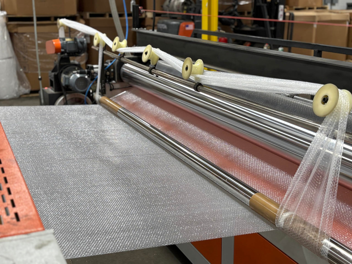 3/16 inch Thick Bubble Wrap Roll 12 inch Wide Perforated (350 Feet x 12 inches)