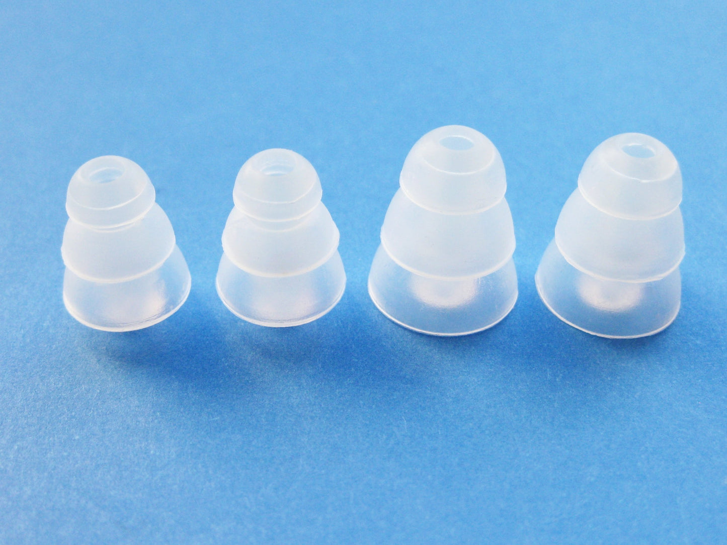 4 Pcs : 2 Small and 2 Large Clear Triple Flange Earbuds Eartips Set Compatible with Westone UM1, UM2, UM2 RC, UM3, UM3 RC, UM3X, UM3x RC and Westone…